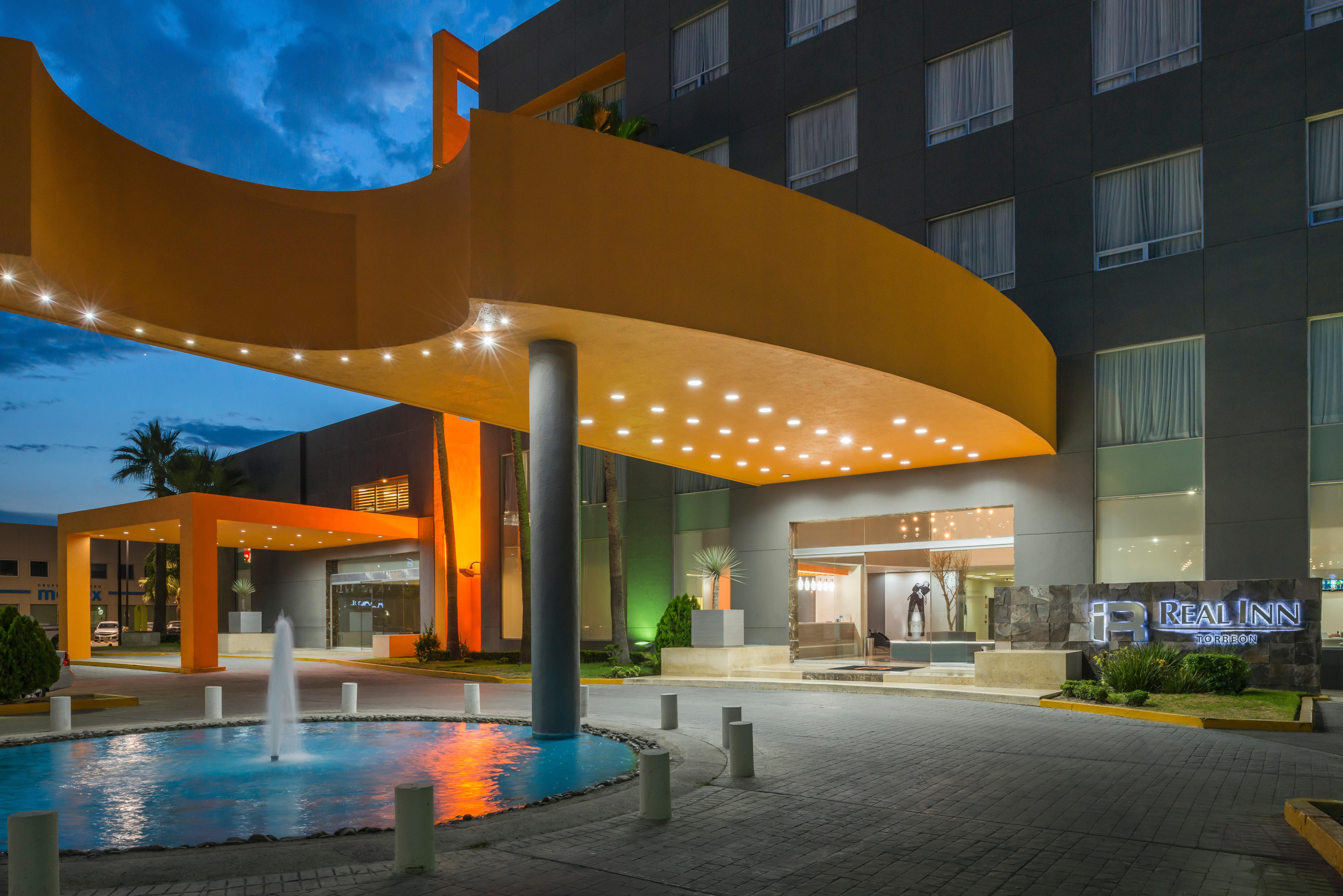Real Inn Torreón Zewnętrze zdjęcie